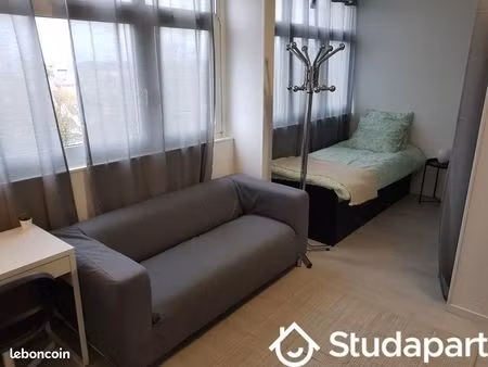 chambre 1 pièce 69 m²