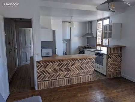 appartement 2 pièces de 43 m² – proche ligne l