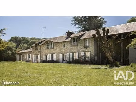 maison 5 pièces 218 m²