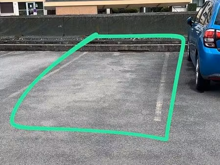 place de parking proche orly