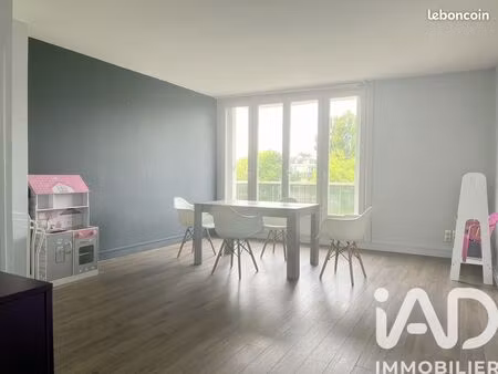 appartement 3 pièces 69 m²