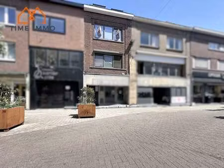 immeuble composé de 3 appartements
