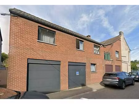 immeuble de rapport avec 2 duplex et 2 garages