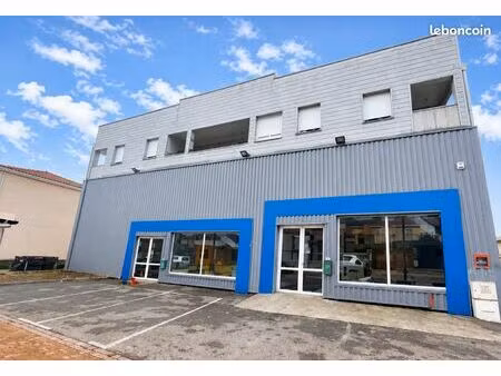 a louer local commercial / professionel a davezieux