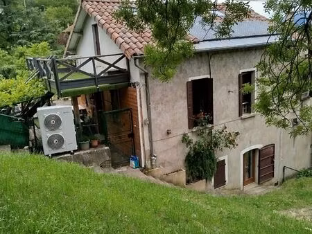 maison à vendre avec 2appartements en location