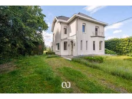 maison spacieuse sur plus de 6 500 m² à avelgem