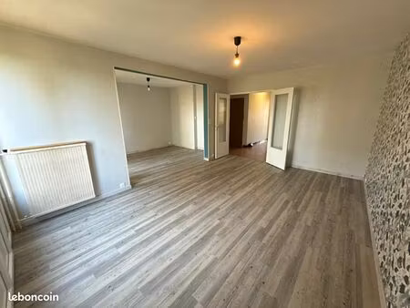 appartement 3 pièces 80 m²
