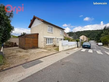 maison 6 pièces 95 m²