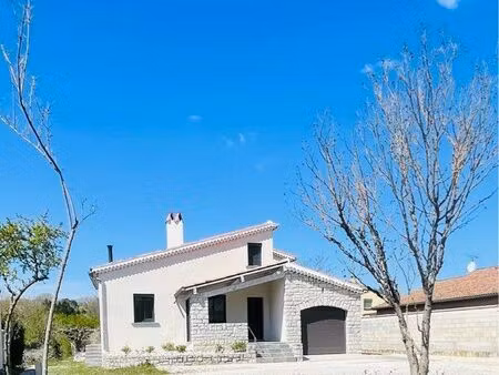 maison familiale 130m² – 7 pièces – grand terrain avec piscine à ruoms