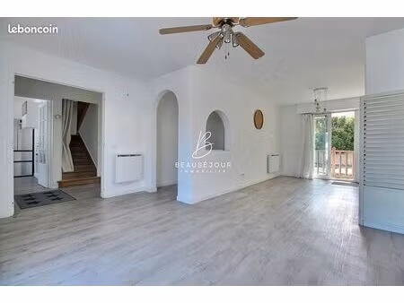 maison 6 pièces 150 m²