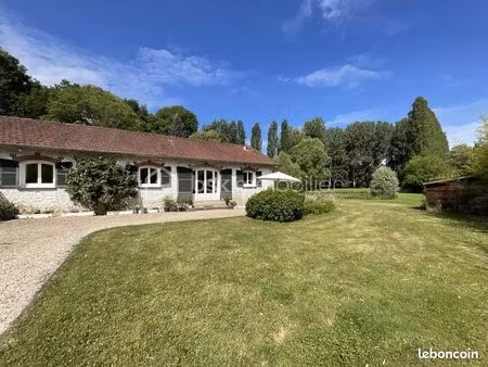 propriété 6 pièces 123 m²
