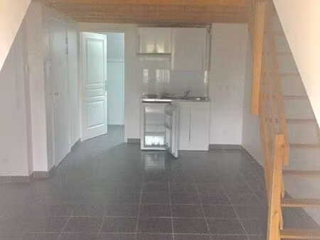 studio 1 pièce 25 m²