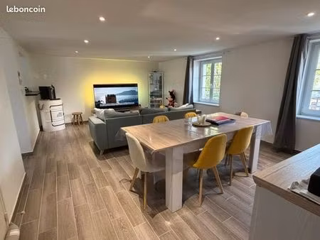 charleville  av boutet  beau f3 rénové avec garage