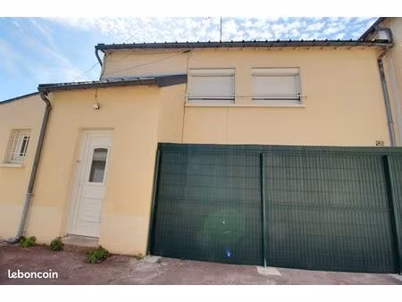 maison de ville 3 pièces 60 m²