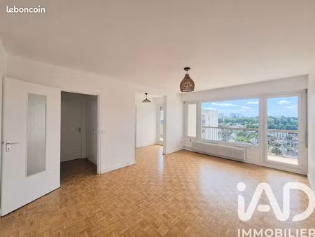 studio 1 pièce 40 m²