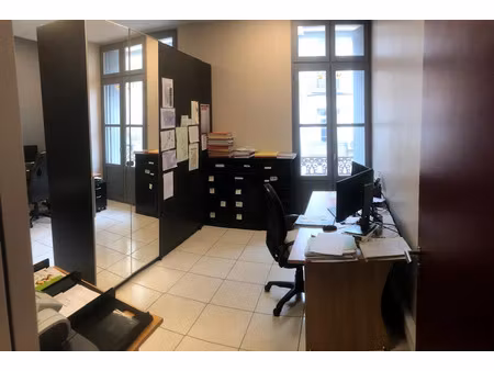 location locaux professionnels 0 pièces 233 m² à sète (34200)  2 160 €