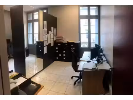 location locaux professionnels 0 pièces 233 m² à sète (34200)  2 260 €
