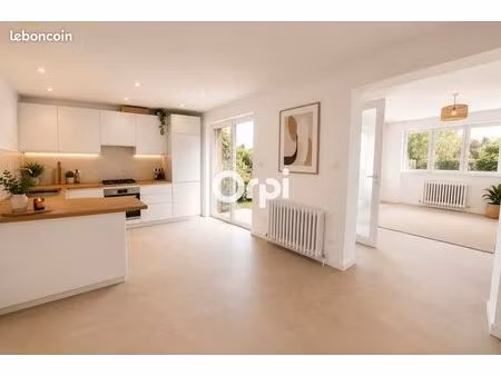 maison 6 pièces 106 m²