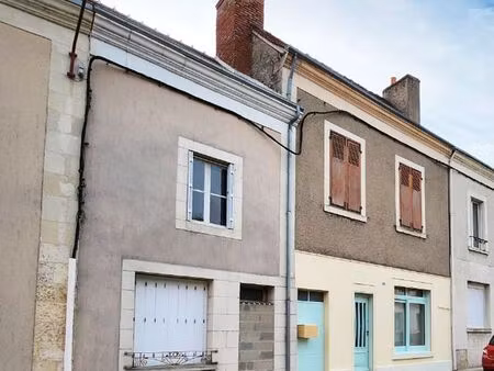maison de ville à tournon-saint-martin de 70 m2 habitables avec jardin (+ dépendances 65 m