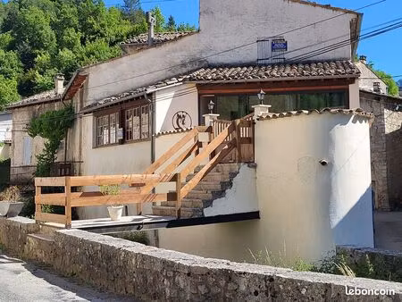 maison en pierre 200m² en drôme provençale