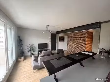 appartement 3 pièces 63 m²
