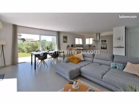 maison 4 pièces 99 m²