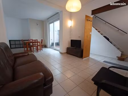 maison t3 de 75 m² avec cour privative – rue aristote  lille