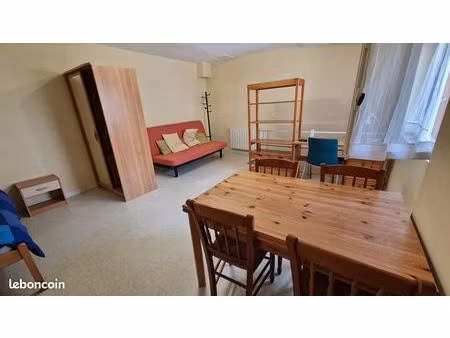 aubiere centre - studio étudiant meublé 28 m²