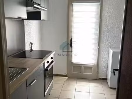 studio 1 pièce 35 m²