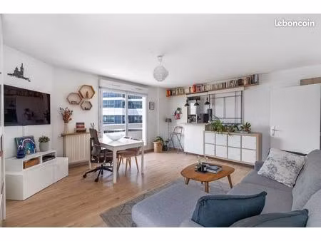 appartement 3 pièces 55 m²