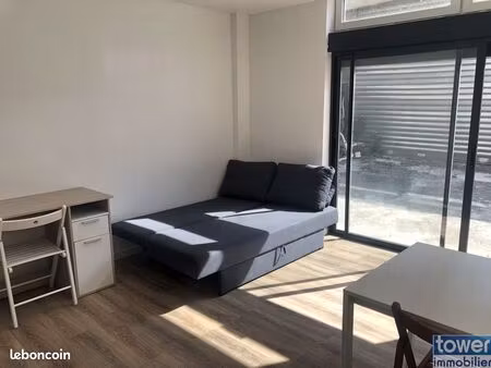 studio 1 pièce 25 m²