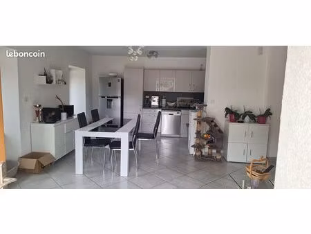 st jeoire en faucigny appart 88 m² terrasse 30 m²+cave