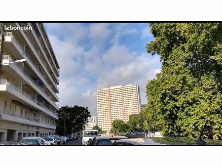aguillon quartier recherche f3 traversant lumineux + ascenseur+ grand cellier
