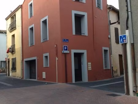 2 pièces à louer centre ville de le soler