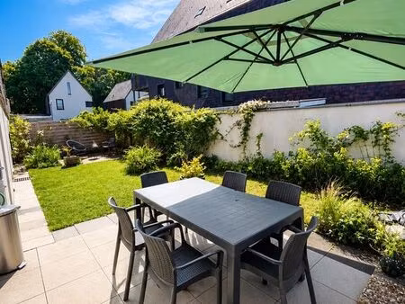 ? appartement t3 meublé — rez-de-jardin privatif 70m² — stockfeld