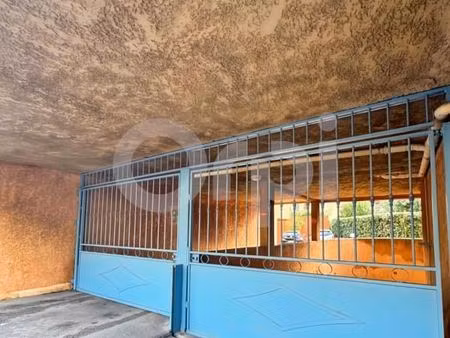 garage 14 m² hyeres