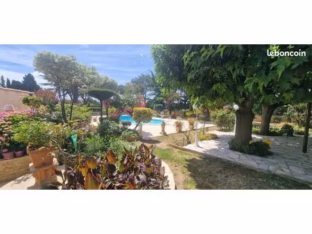 maison 7 pièces 185 m²