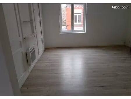 studio 2 pièces 26 m²