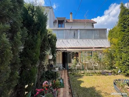 maison 4 pièces 90 m²