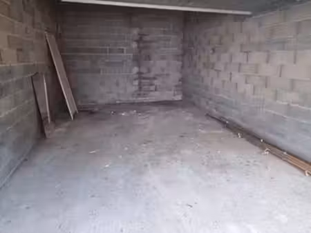 cherche a louer petit garage individuel