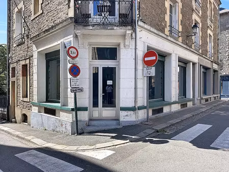 location locaux professionnels 0 pièces 68 m² à dinard (35800)  1 000 €