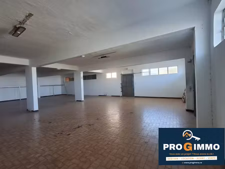 location locaux professionnels 0 pièces 200 m² à le tampon (97430)  2 000 €