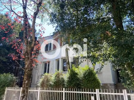 maison 5 pièces 141 m²