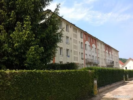 appartement 4 pièces 64 m²