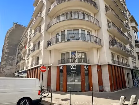 location locaux professionnels 124 m² à paris 17ème (75017)  6 418 €