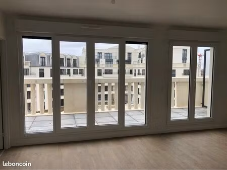 appartement t2 45 m2 + terrasse + parking