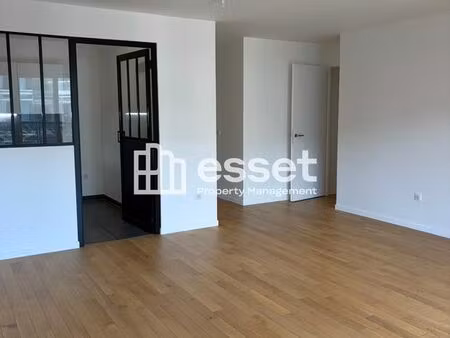 appartement 4 pièces 93.86m² à louer 1900 - courbevoie 92400