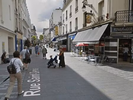 local commercial 130 m²