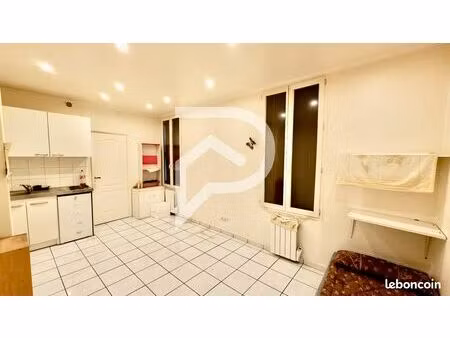 studio 1 pièce 19 m²