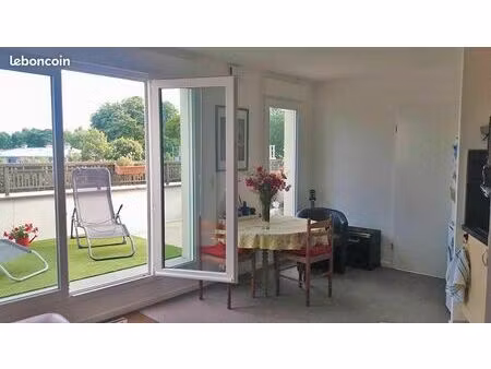 appartement 2 pièces 35 m² avec terrasse exceptionnelle de 25 m² + parking – hyper-centre